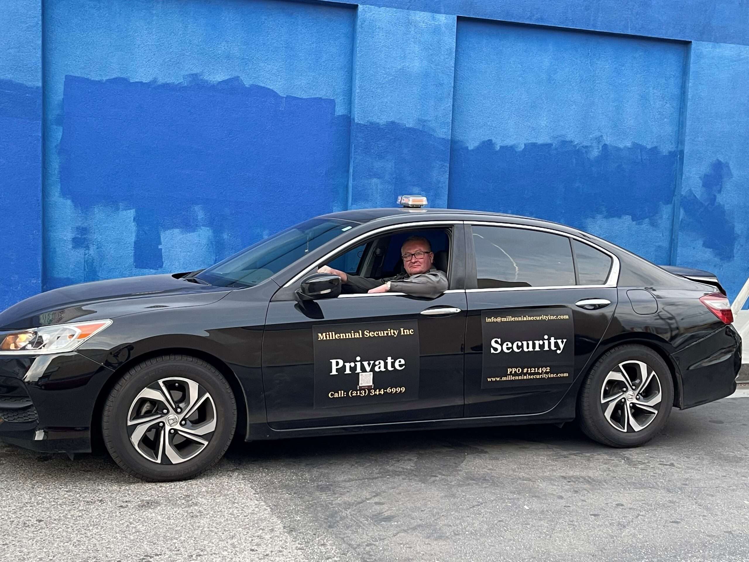 security-guard-1-1-1024x682